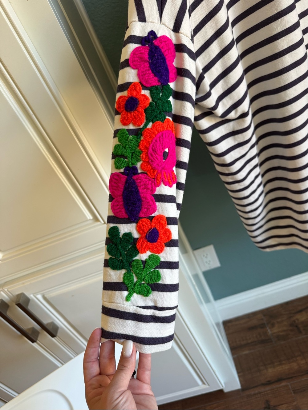 Gallabia Striped Embroidered Floral Sleeve Tunic Top Oversized Crochet Boho - Picture 5 of 6